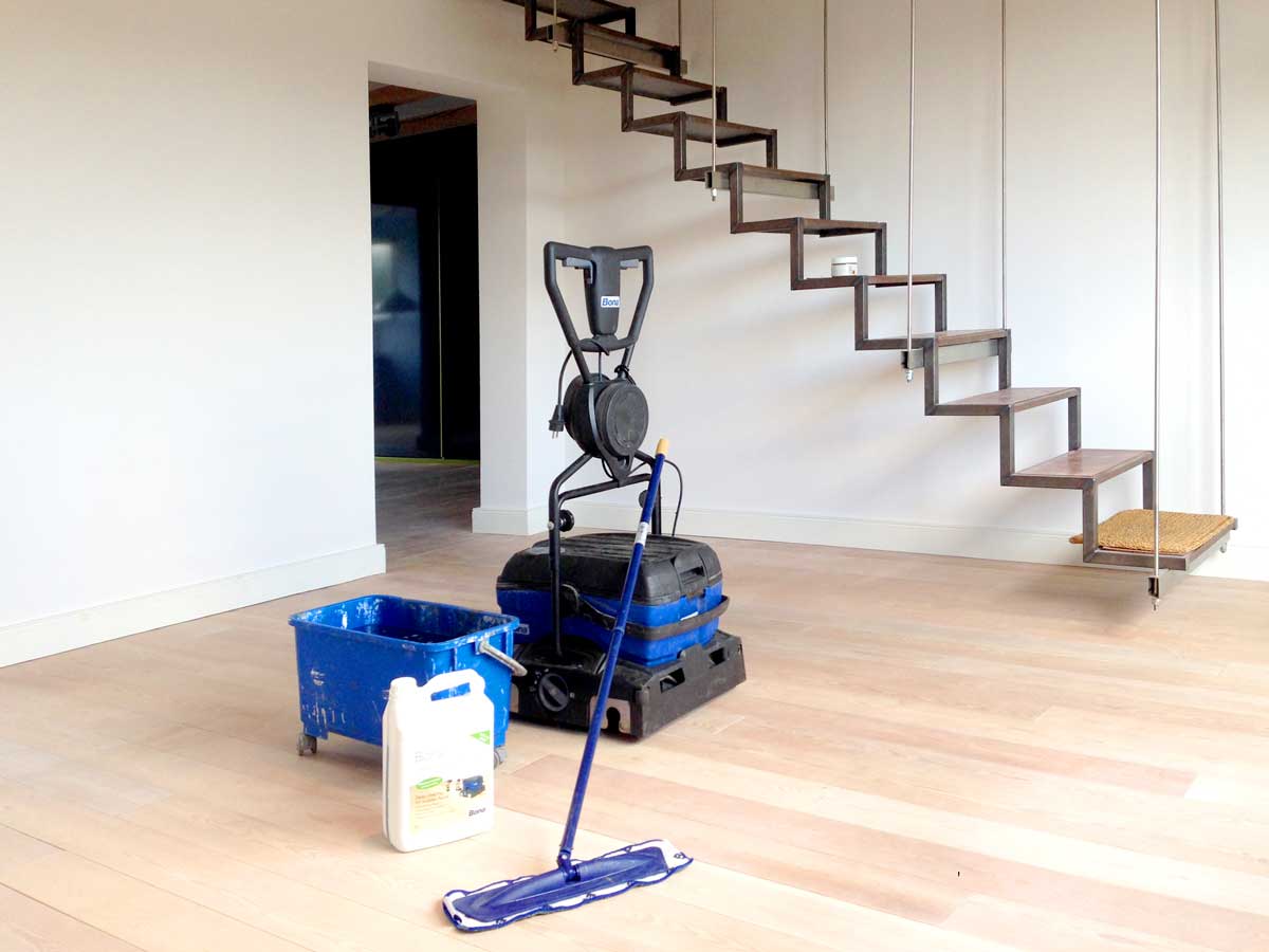 ReinigungPflege_PowerScrubber