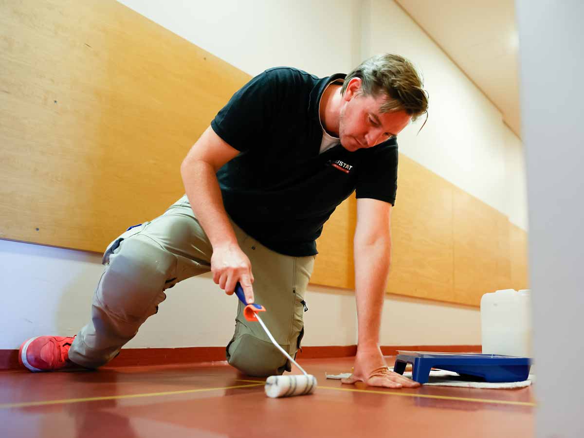 Linoleumbodensanierun: Kompetenz in Schliff und Oberfläche!