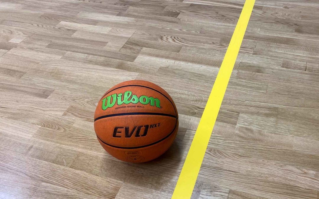 Lang­zeit­schutz (Ver­ede­lung) mit PU- Sie­gel für Sport­bö­den! On- Top Versiegelung: