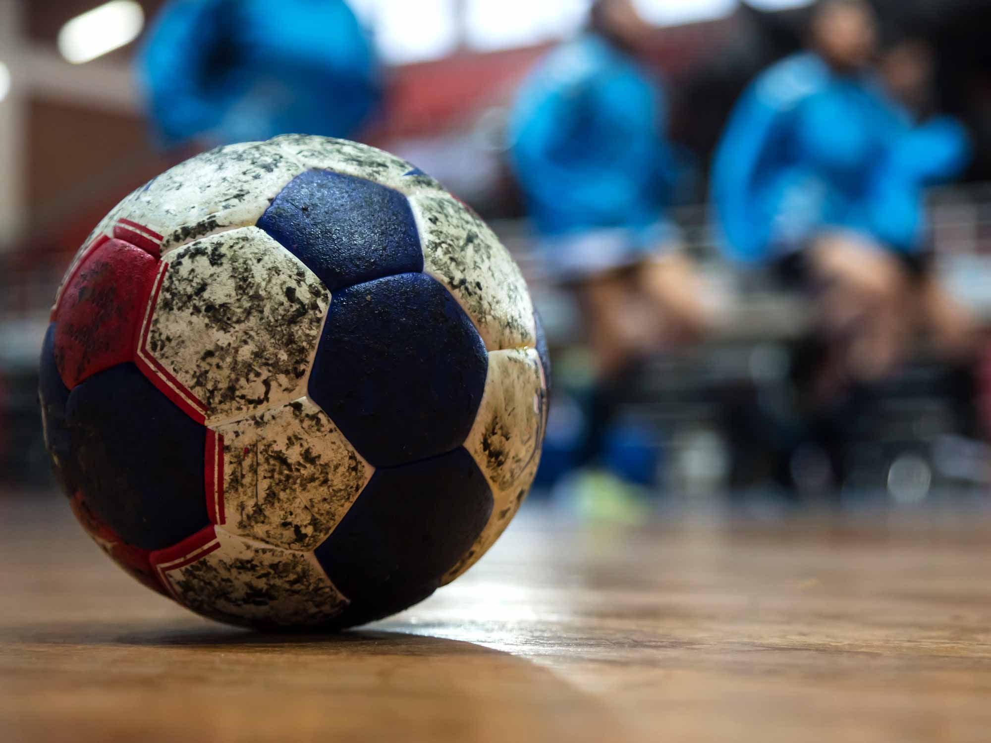 Entfernung von Handballharz